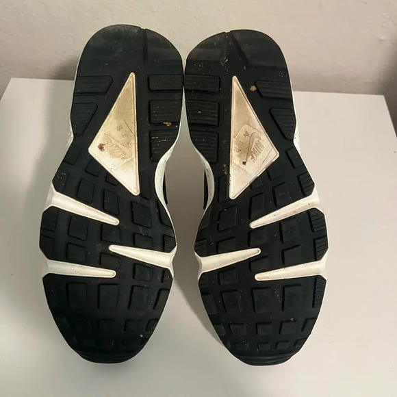 NIKE AIR Huarache in Lethal Pink Men’s‎ size 8 - Picture 5 of 7